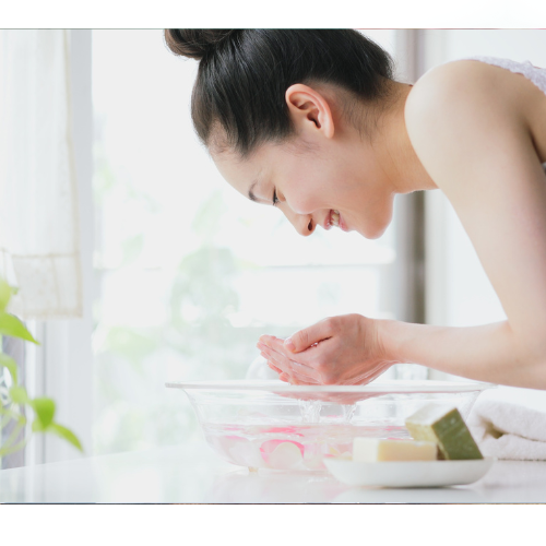 女性洗顔