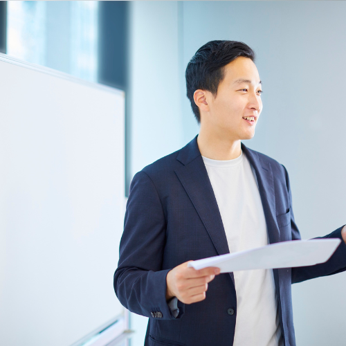 男性プレゼン