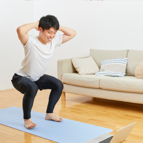 男性自重スクワット