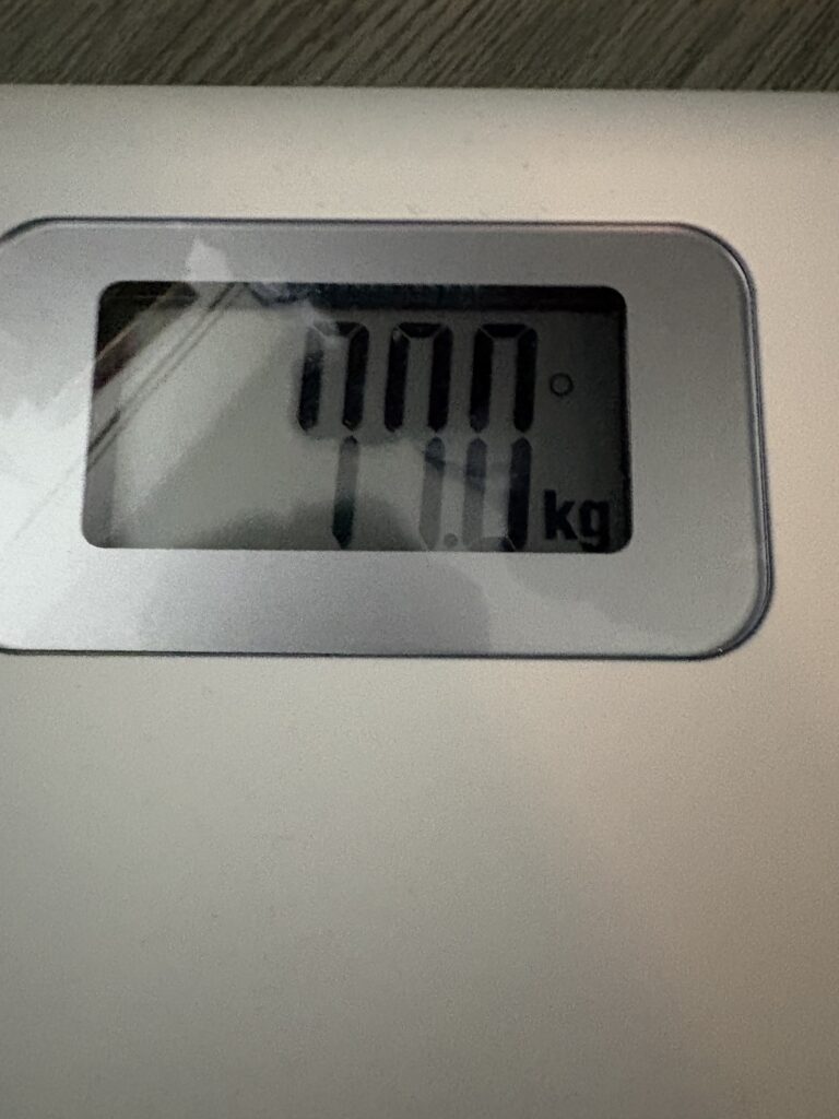 77.0kg