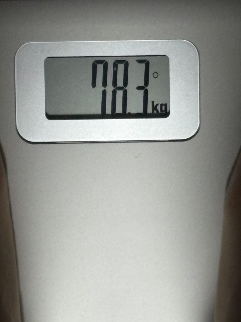 体重計78.3kg