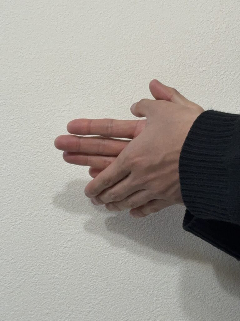 手に馴染ませる