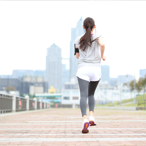 ランニング後ろ姿