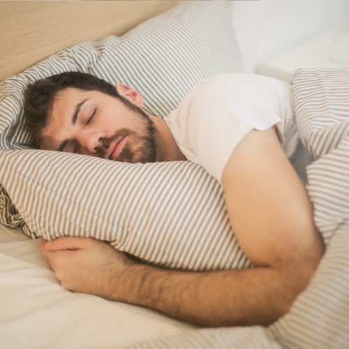 睡眠男性